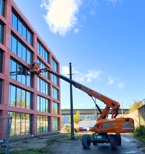 Nacelle télescopique ST 22 KA+ travaux de façade