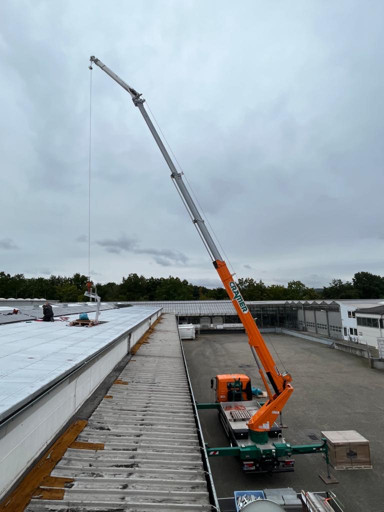 Grue d'atelier BLUE: force 500 kg, châssis roulant en forme de V