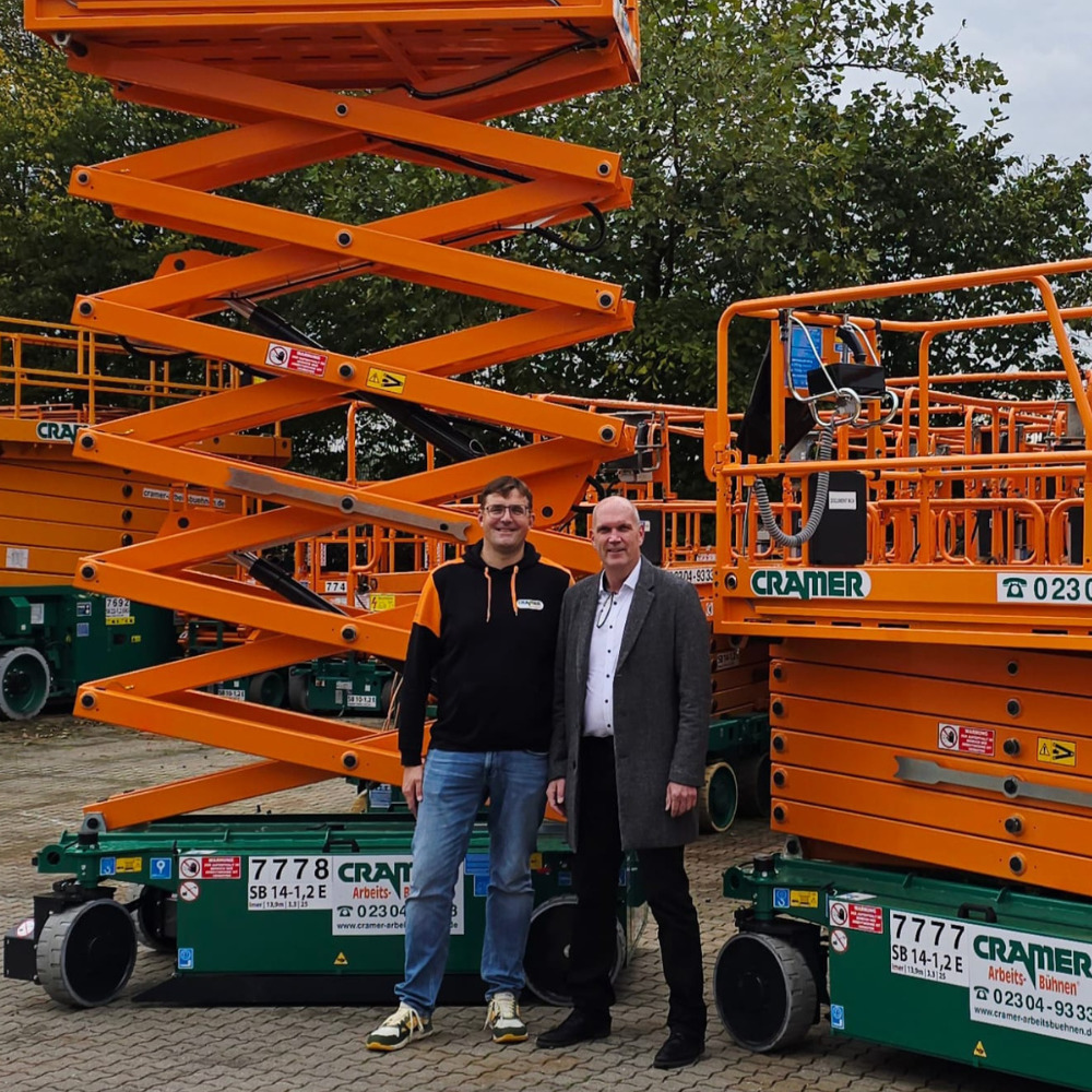 22 neue Scherenbühnen von IMER